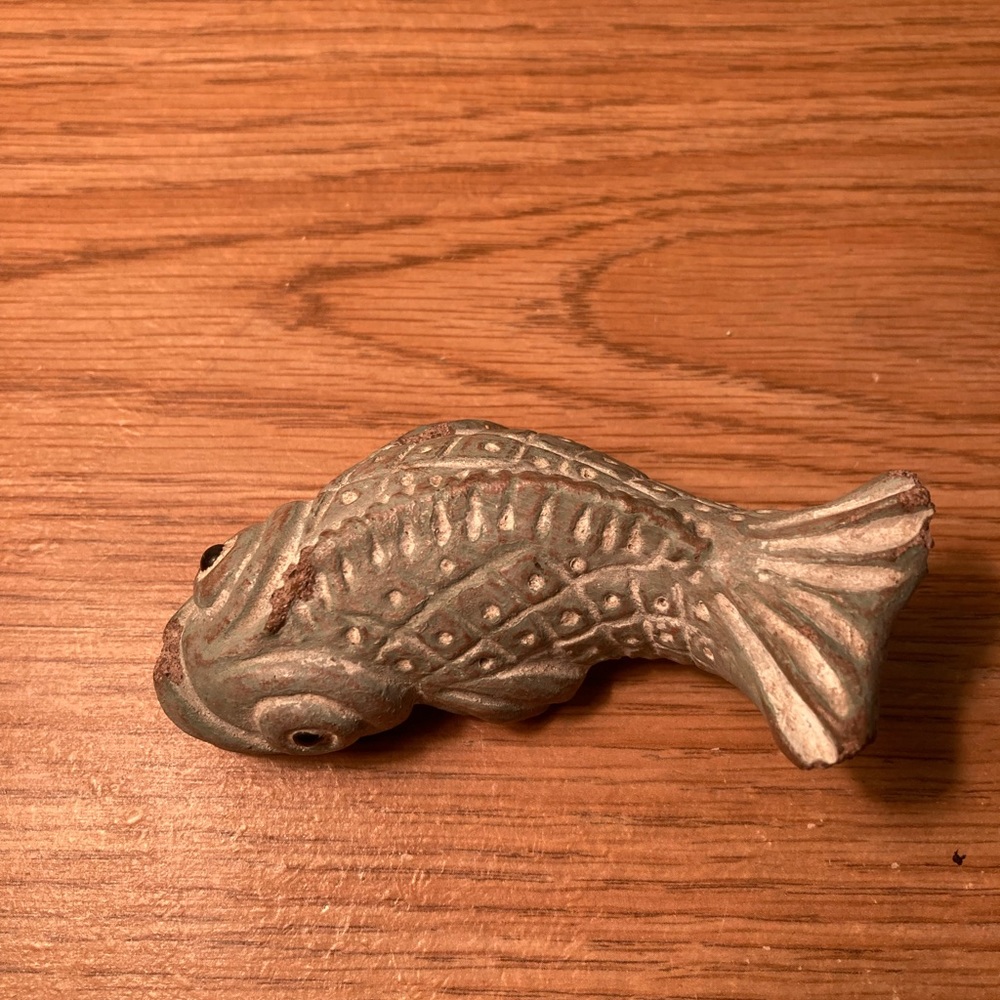 Small fish Isabel Bloom